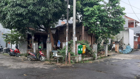 Dijual Rumah lokasi bagus di Villa Dago Tol Ciputat