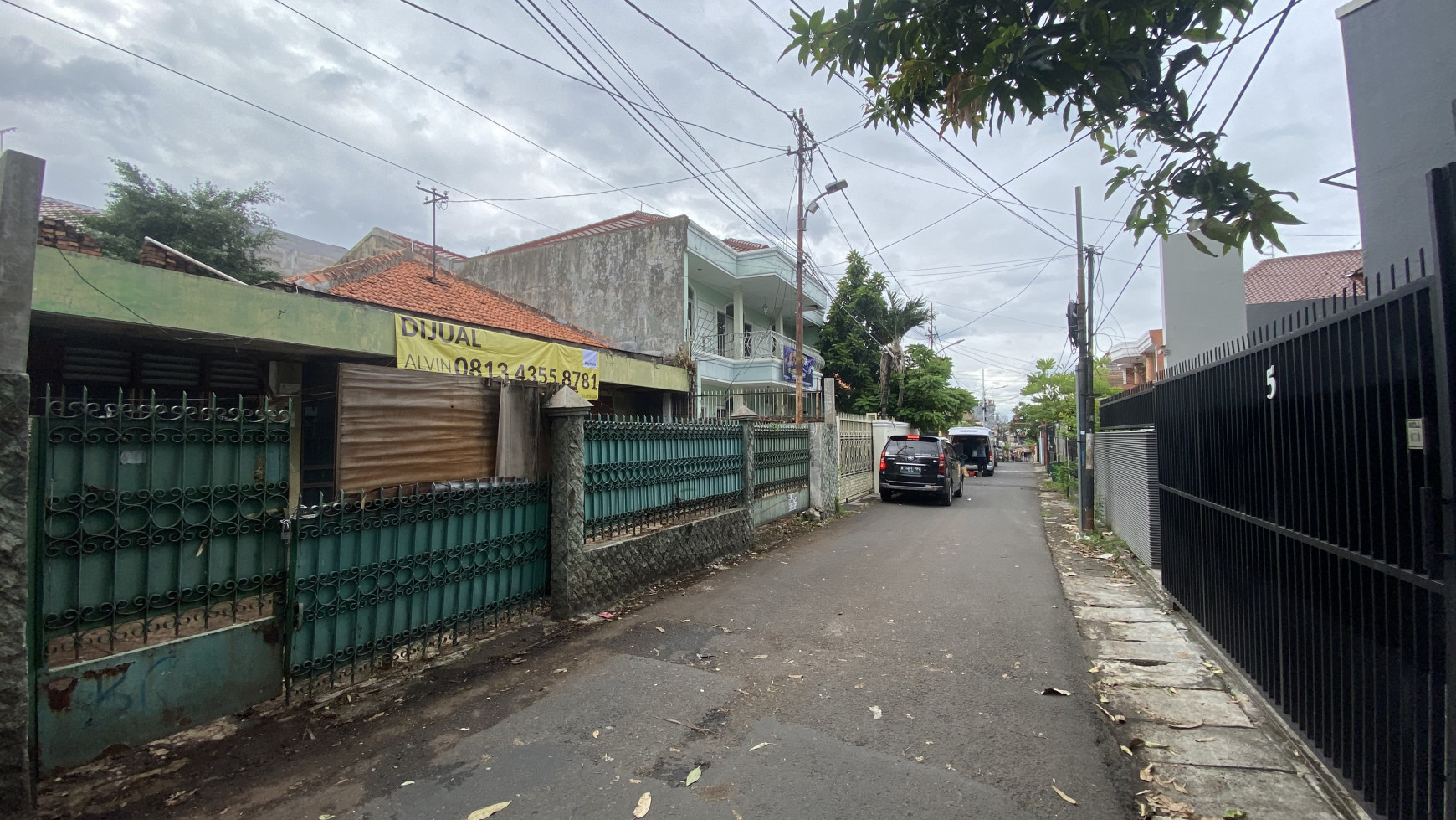 Rumah Lama Hitung Tanah di Kebayoran Baru, MURAH!!