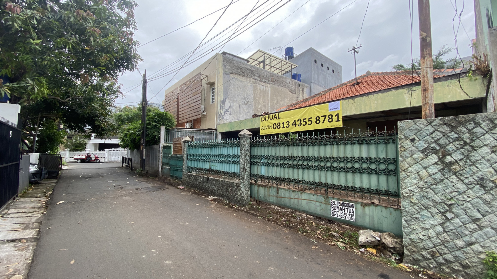 Rumah Lama Hitung Tanah di Kebayoran Baru, MURAH!!