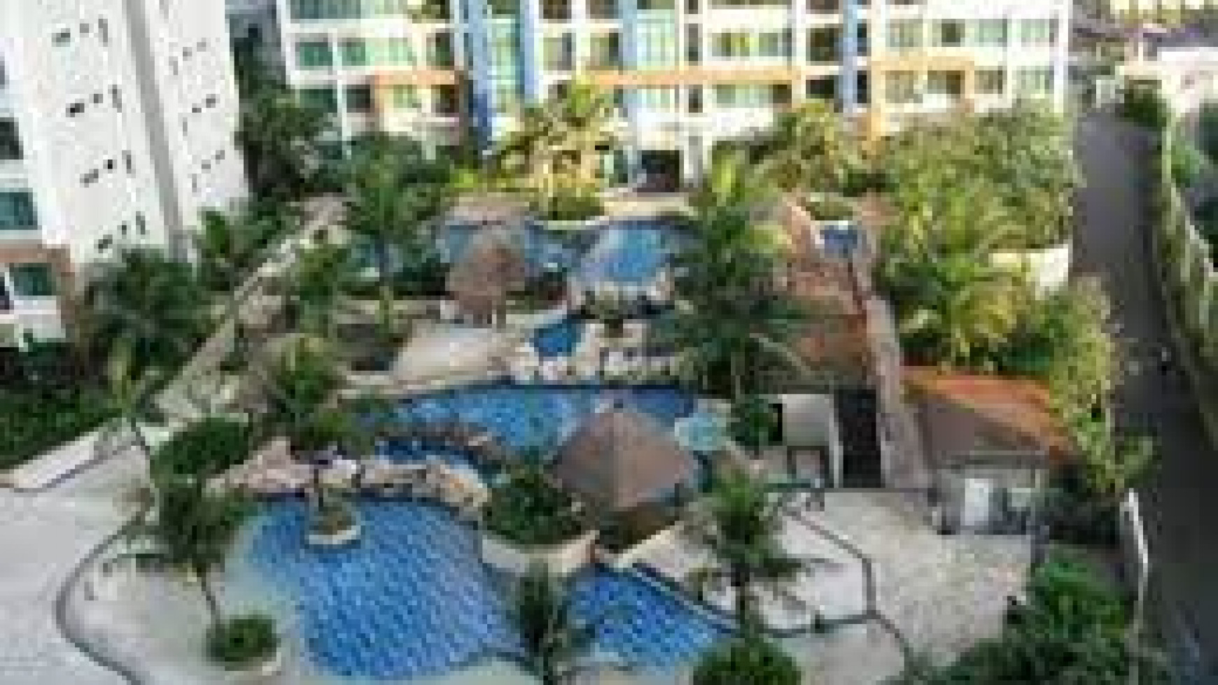 Dijual Fully Furnished 3bedroom hampton park view swimming pool Tower view golf 