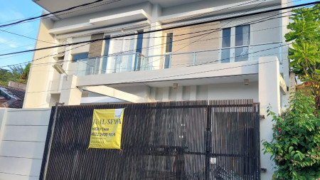 Dijual Rumah Siap Huni Pondok Chandra Blimbing Regency, Waru Sidoarjo