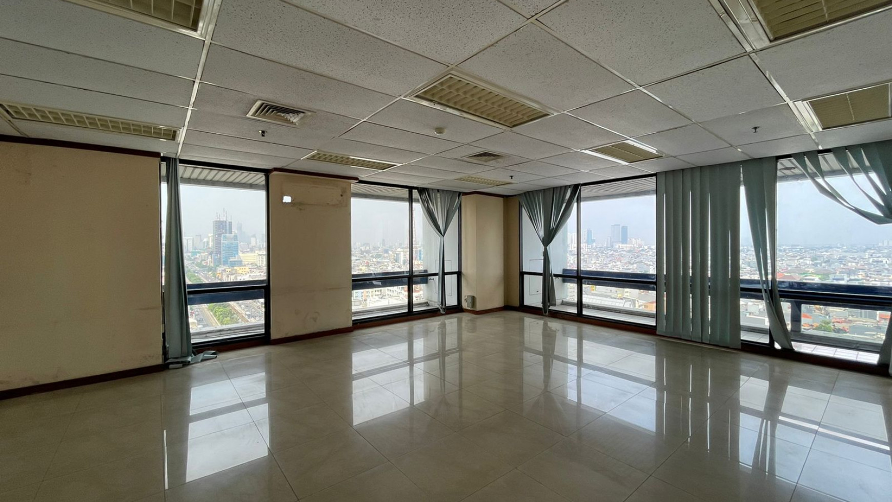 Office Space Hayam Wuruk Tower Full 1 Lantai Siap Pakai 921m Murah