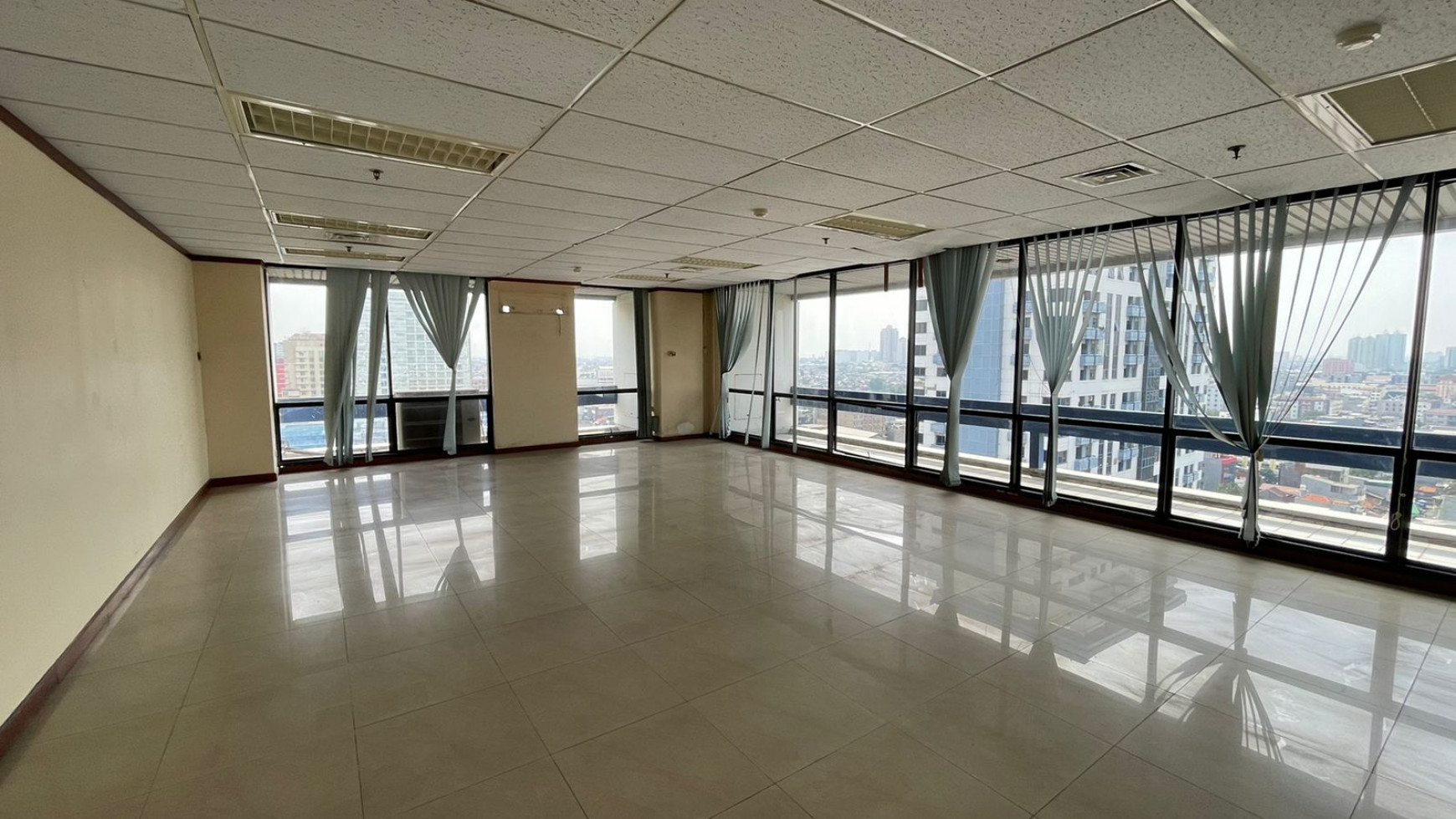 Office Space Hayam Wuruk Tower Full 1 Lantai Siap Pakai 921m Murah