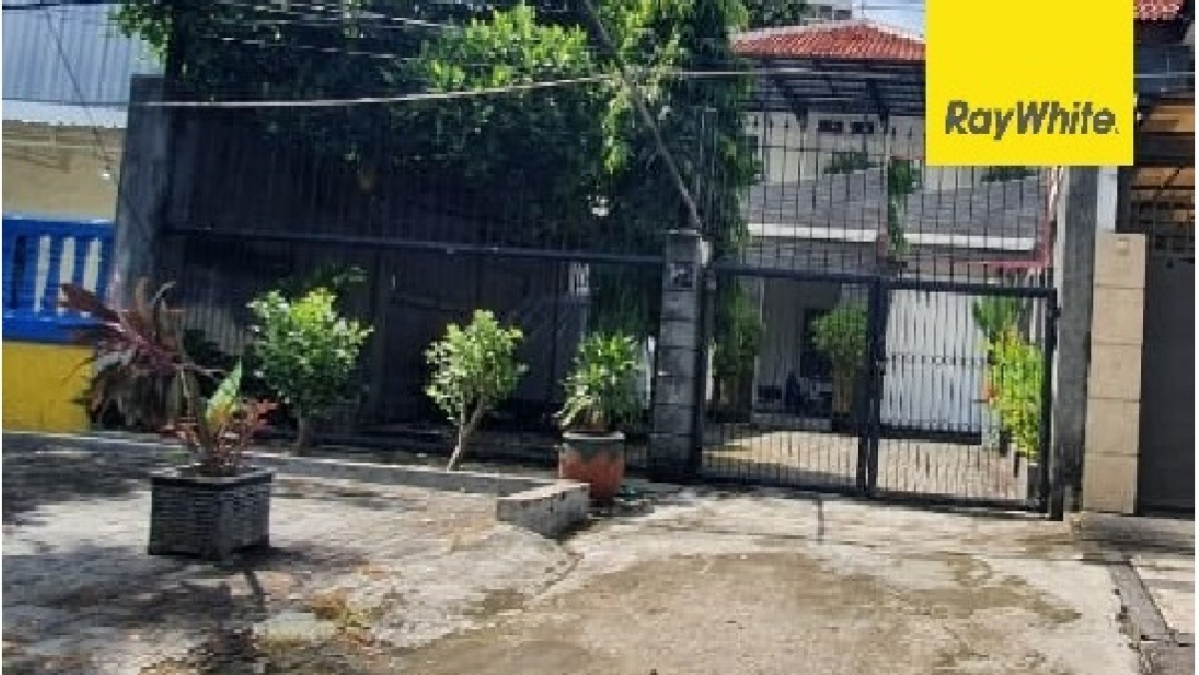 Dijual Rumah Pusat Kota di Jl Cempaka, Surabaya