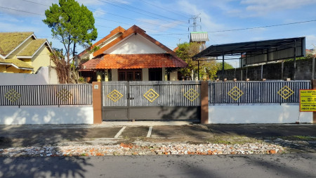 RUMAH 4 KAMAR DI SEWON BANTUL DEKAT RINGROAD