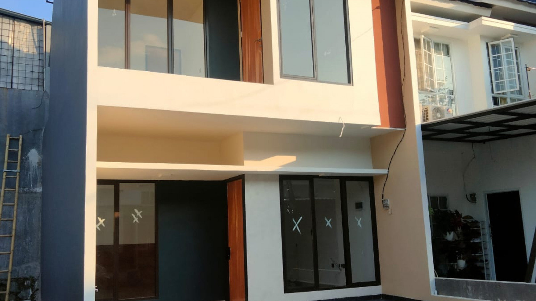 Rumah Siap Huni Minimalis dan Dekat Bintaro Jaya @Cluster Utama Garden, Jombang, Ciputat