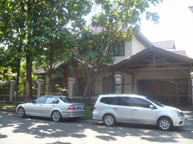 DIJUAL RUMAH RAPIH, PUSPITA LOKA BSD CITY, STRATEGIS, DEKAT TAMAN KOTA 1 & SEKOLAH AL-AZHAR, HARGA BERSAING,