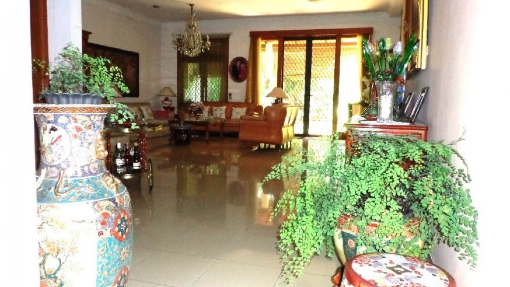 DIJUAL RUMAH LUAS & ASRI DI VILLA MELATI MAS, SERPONG, TANGERANG, BANTEN