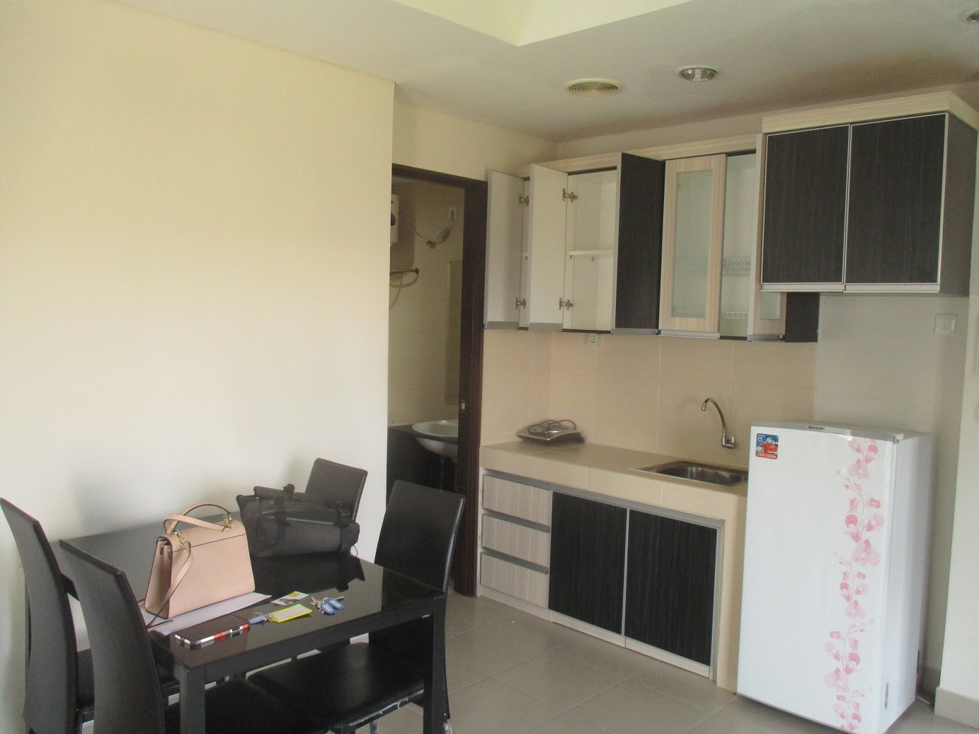 Dijual apartemen murah BU, type 2BR-Corner Saveria South Tower BSD City, Strategis, lokasi dekat Polsek BSD