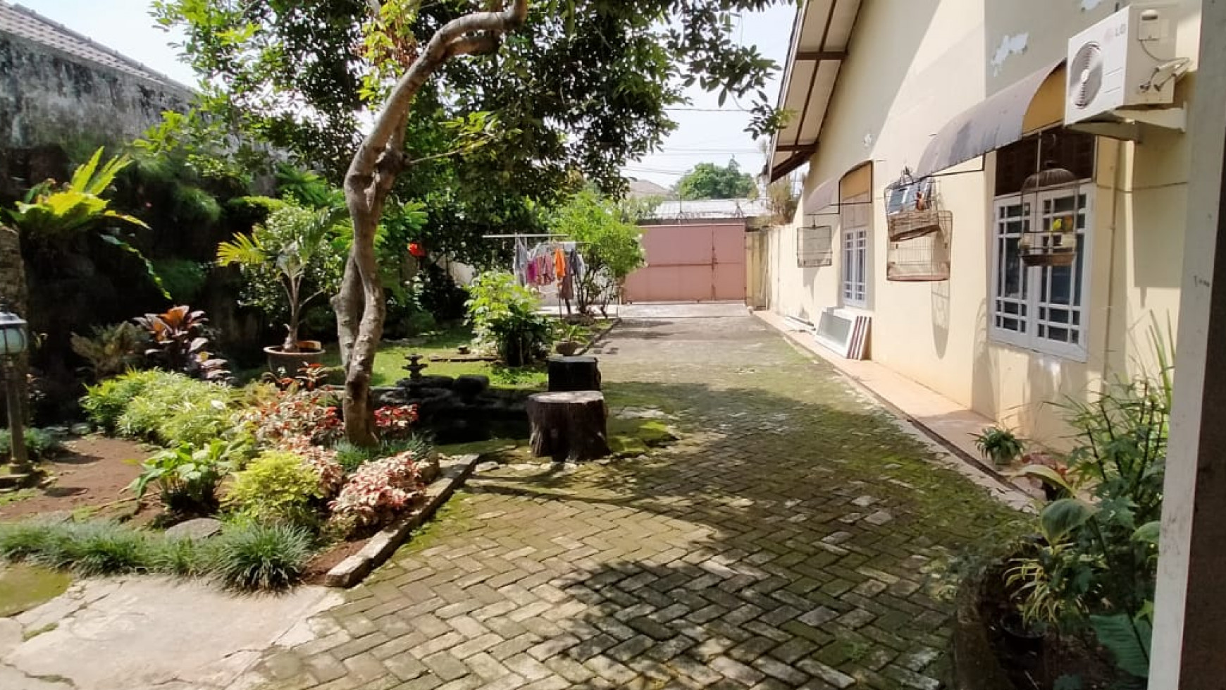 Jual Rumah bagus dan siap huni di Karang Mulya Ciledug