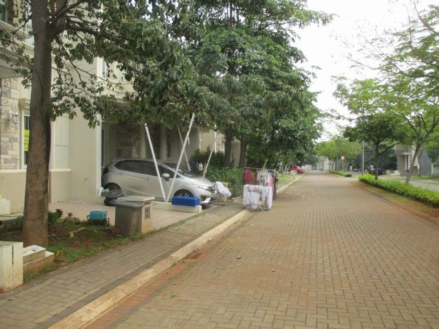 Turun Harga Dijual Rumah di Vanya Park Cluster Assana House BSD City