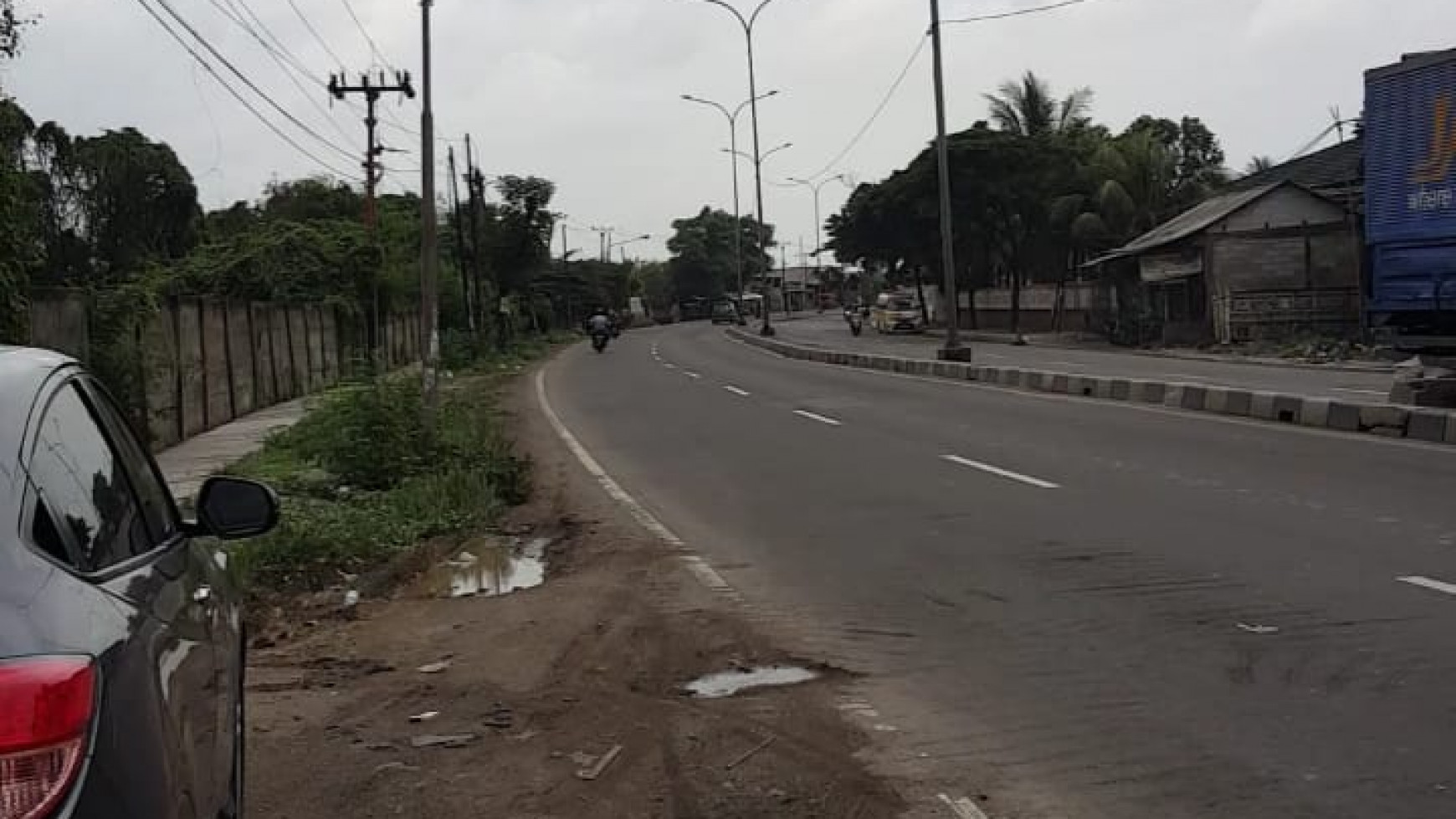 Tanah Untuk Pabrik /Industri di Lemah abang -Kerawang .Pinggir jalan Besar.