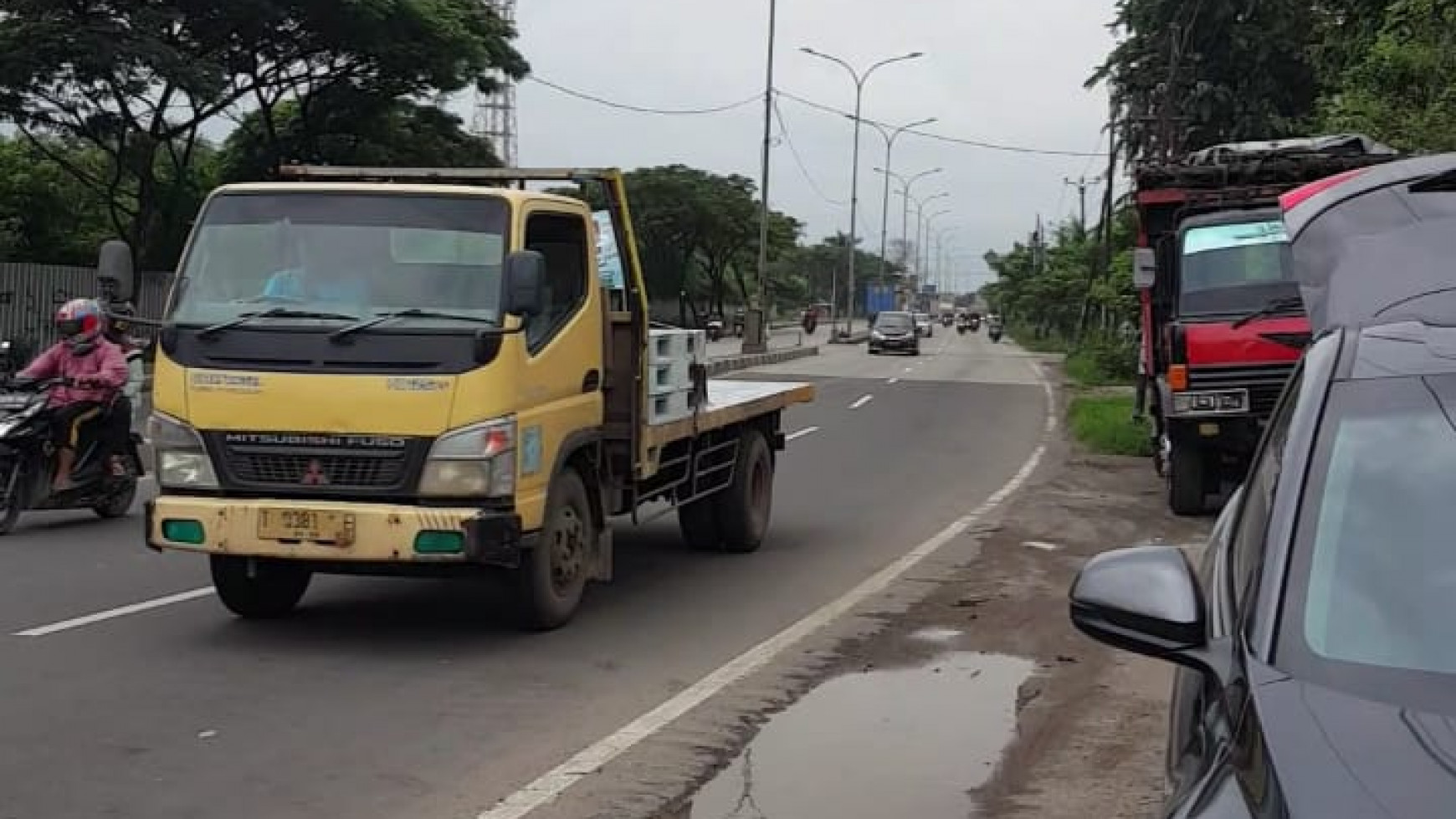 Tanah Untuk Pabrik /Industri di Lemah abang -Kerawang .Pinggir jalan Besar.