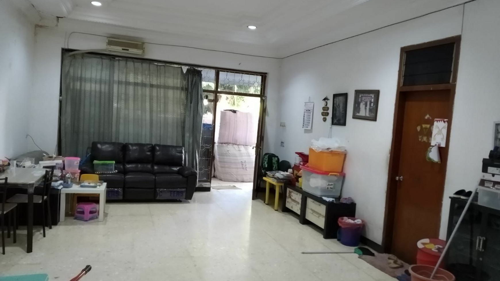 Dijual Rumah Jl. Blambangan - Surabaya Pusat - Dekat Sekolah Santa Maria dan Universitas Widya Mandala