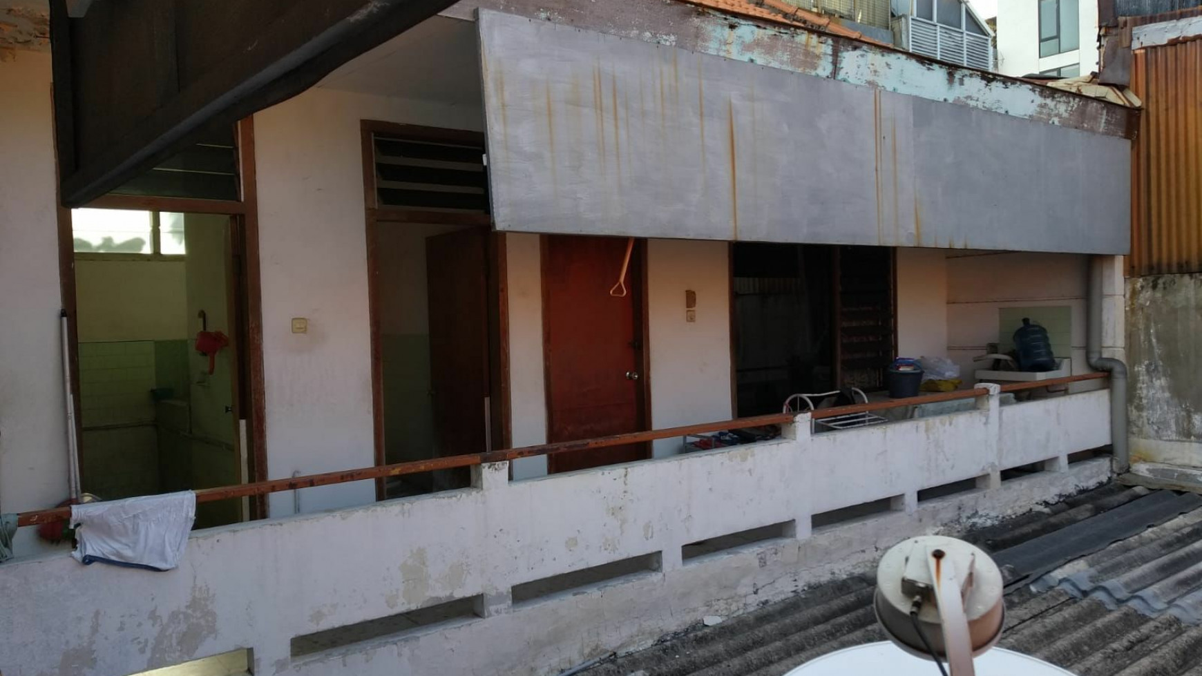 Dijual Rumah Jl. Blambangan - Surabaya Pusat - Dekat Sekolah Santa Maria dan Universitas Widya Mandala