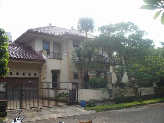 DIJUAL RUMAH STRATEGIS, DEKAT SEKOLAH ALAZHAR DAN TAMAN KOTA 1, SECURITY 24 JAM, PUSPITA LOKA - BSD CITY