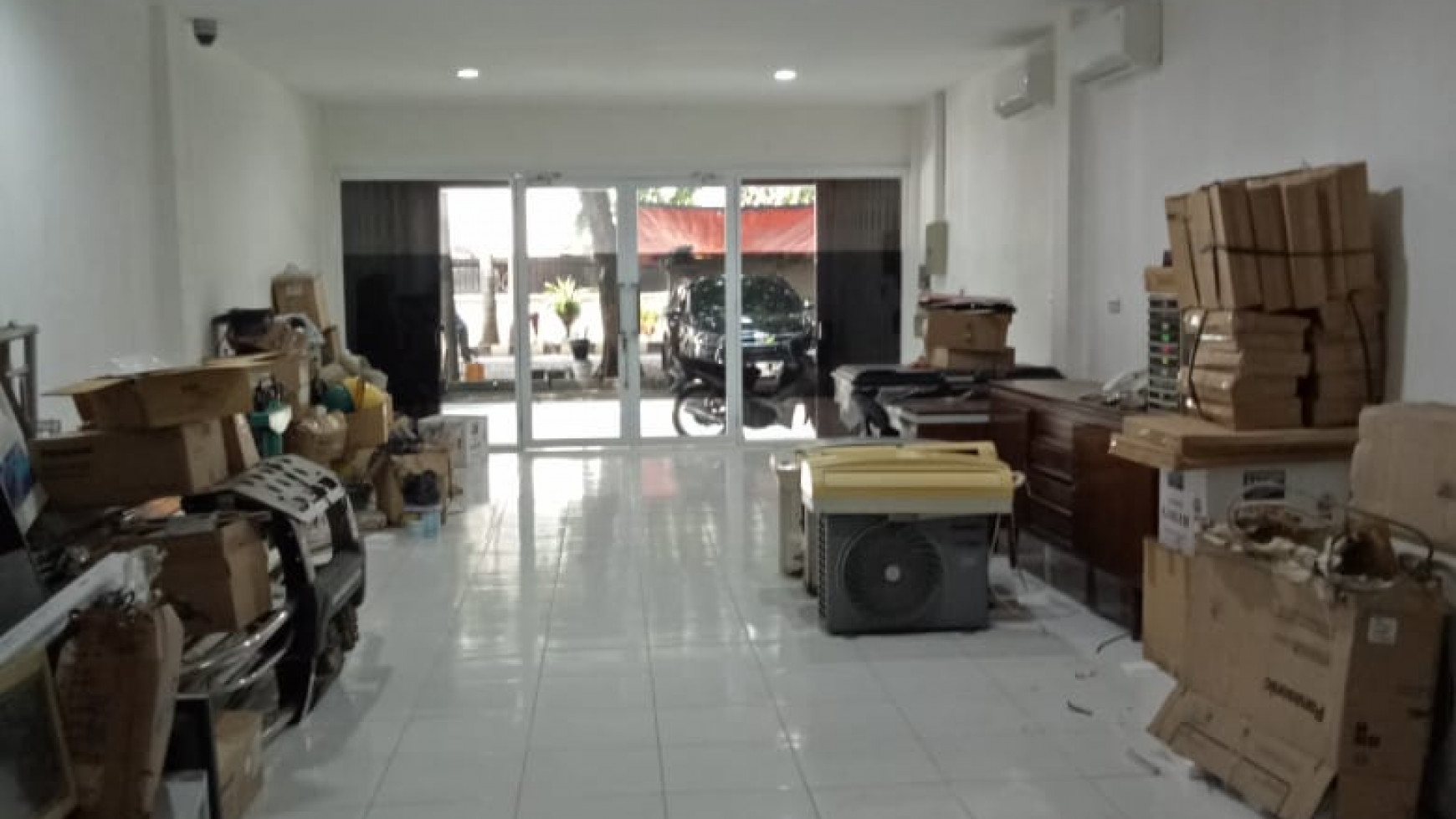 Dijual Murah Dibawah NJOP Ruko di Green Garden, Jakart Barat