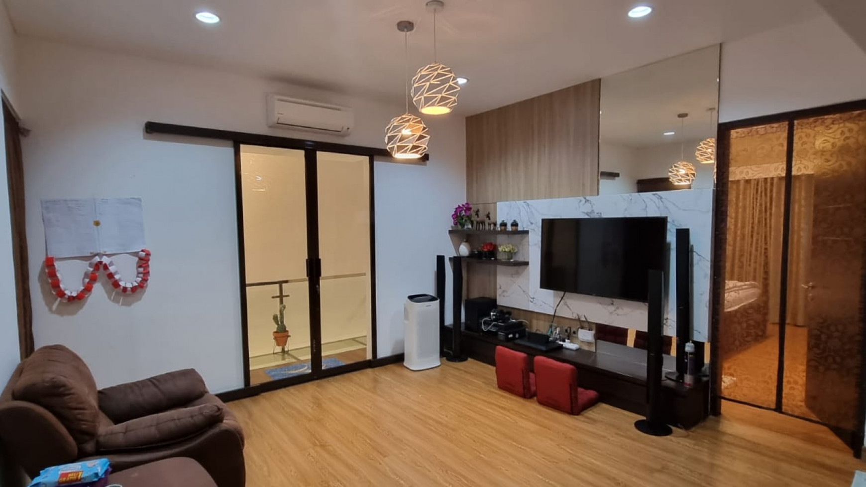 Rumah Design Minimalis Modern dan Siap Huni @The Wiladatika Residence, Ciracas