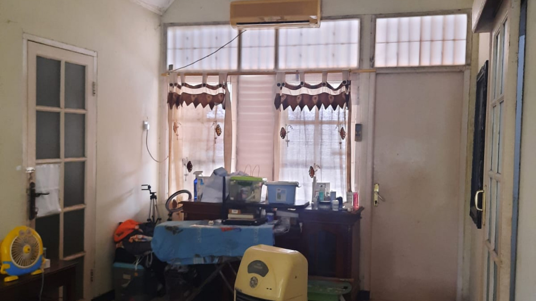 Rumah 2 lantai bebas banjir di Bintaro