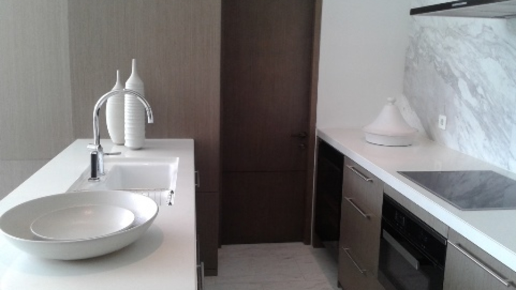 American Style Luxury Apartment in Kuningan, CBD Jakarta.