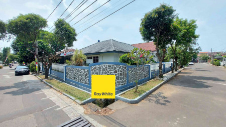 DIJUAL RUMAH DI KOMPLEKS BLOK CINERE ESTATE, RUMAH 1 LANTAI, DI HOOK, BENTUK TANAH KOTAK