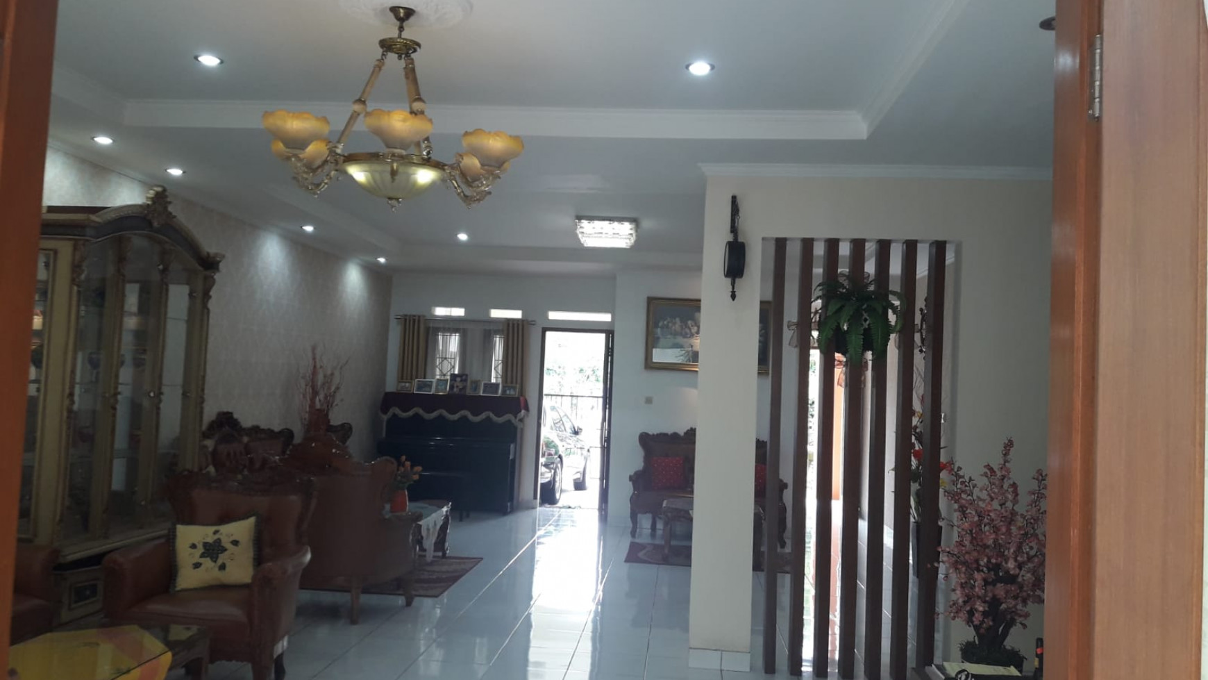 Rumah Bagus Di Villa Gunung Lestari Kota Tangerang Selatan