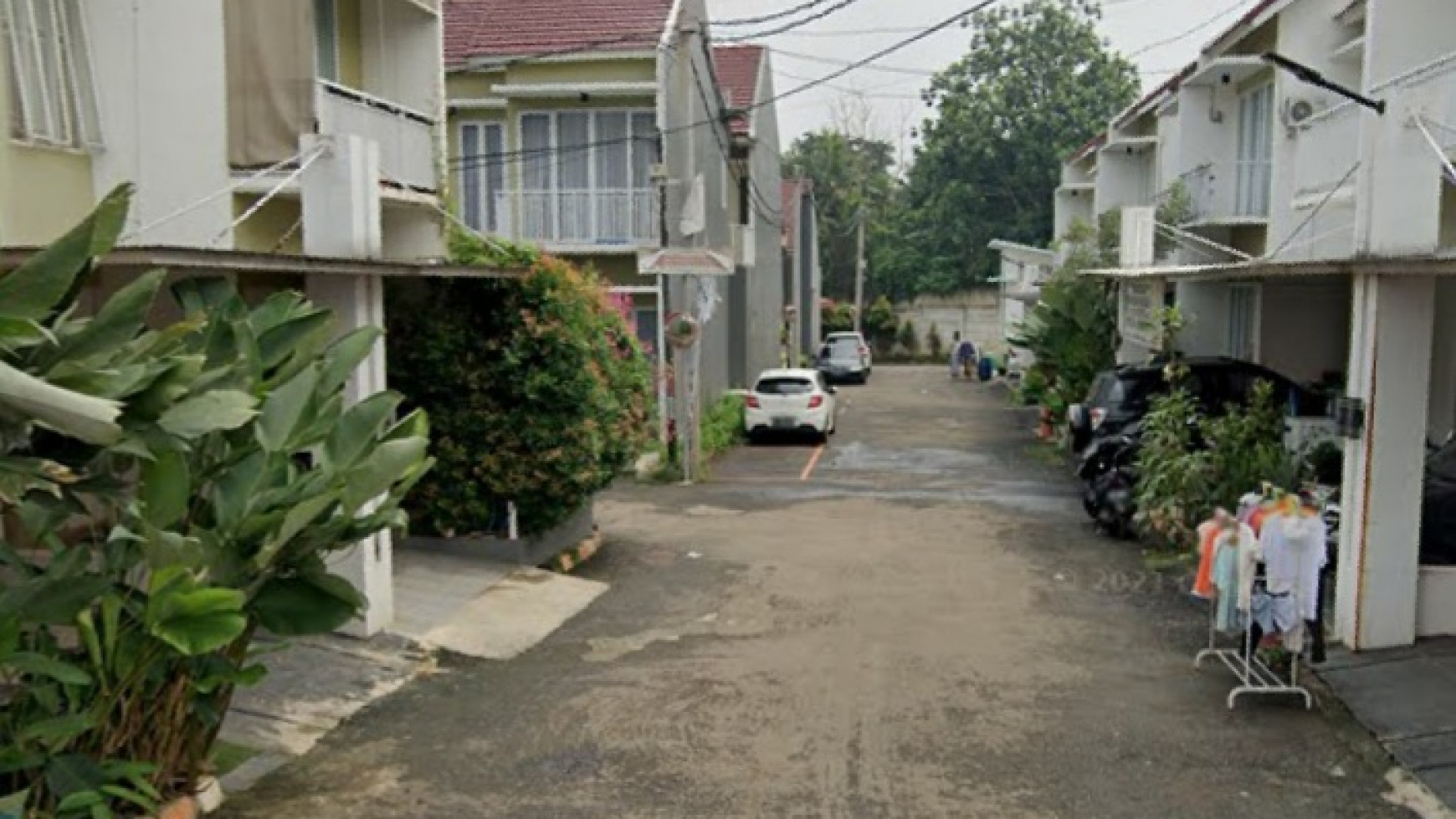 Rumah Bagus Di Cluster Tria Adara Residence, Ciputat Kota Tangerang Selatan