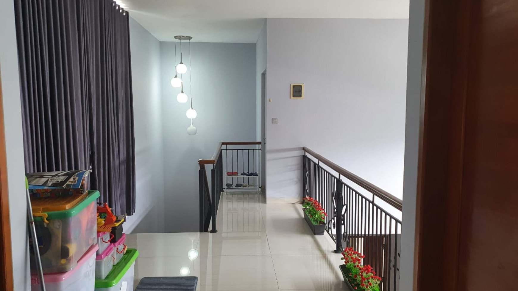 Rumah Bagus Di Ozone Residence Bintaro DKI Jakarta Selatan