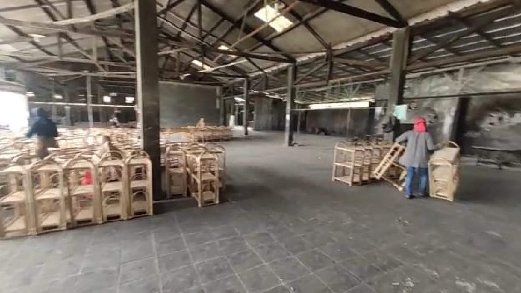 Pabrik luas, bagus dan siap digunakan di Cirebon