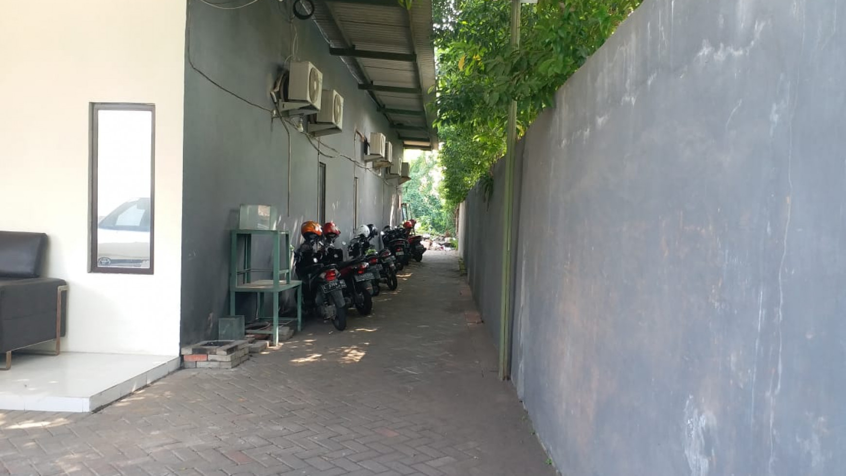 Dijual / disewakan Tanah Kavling Area Komersil Nol Jalan Raya Mayjen Sungkono Surabaya Barat