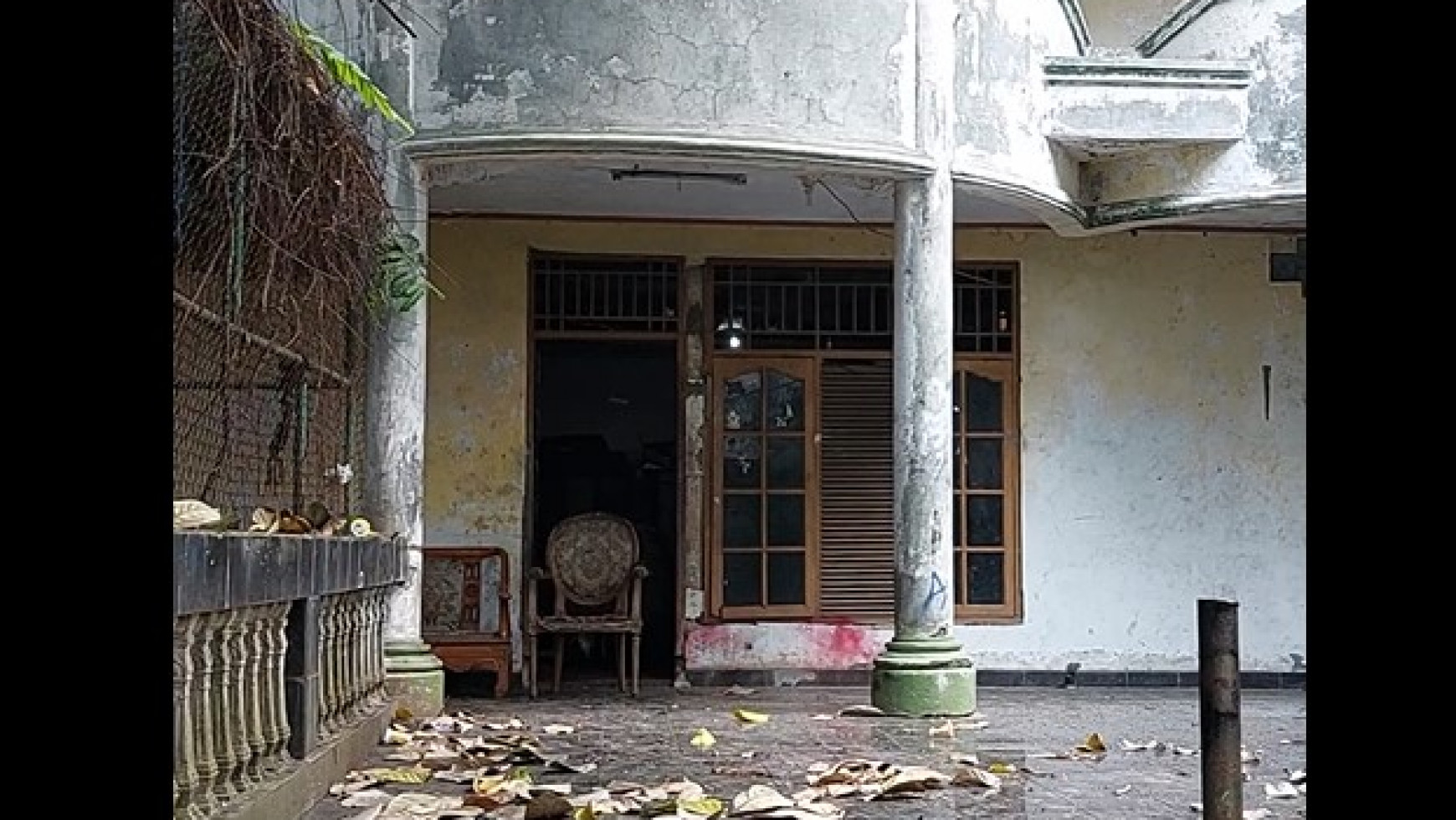 Rumah Tua Hitung Tanah, di Jl. Inpres Raya, Larangan, Tangerang