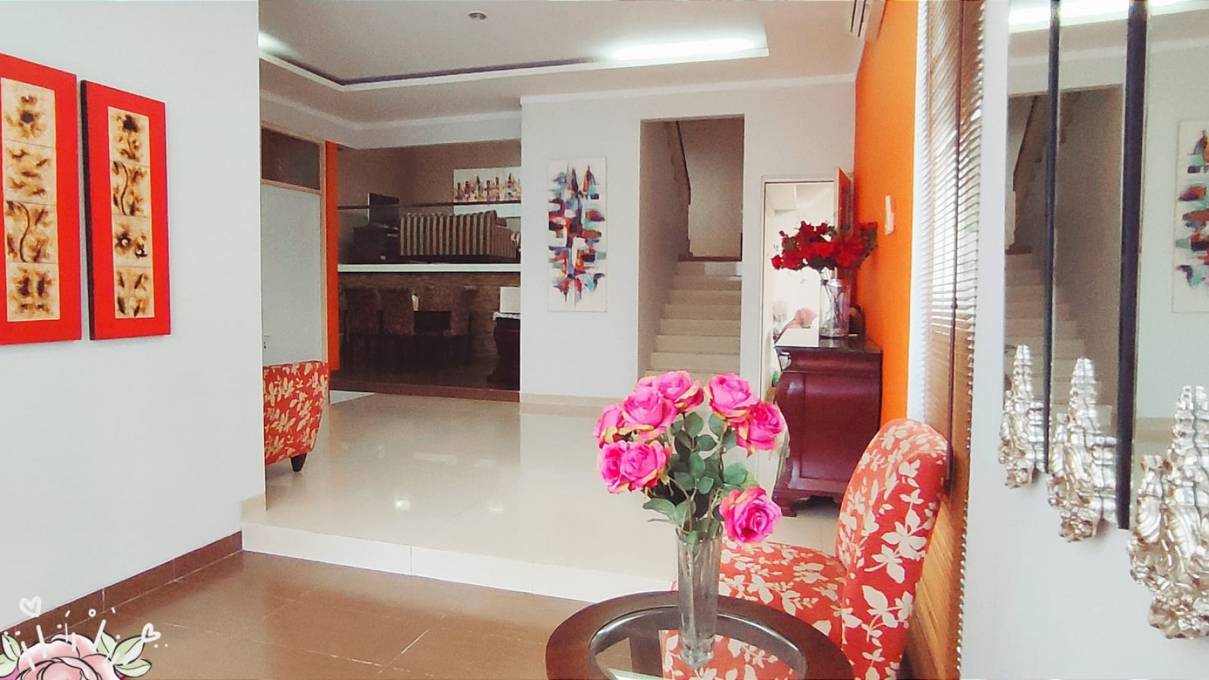 Rumah diHook di Kebayoran Village Bintaro