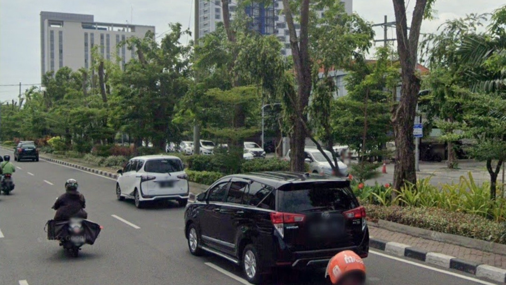 Rumah Hit Tanah RAYA MANYAR KERTOARJO Area Komersil Surabaya 