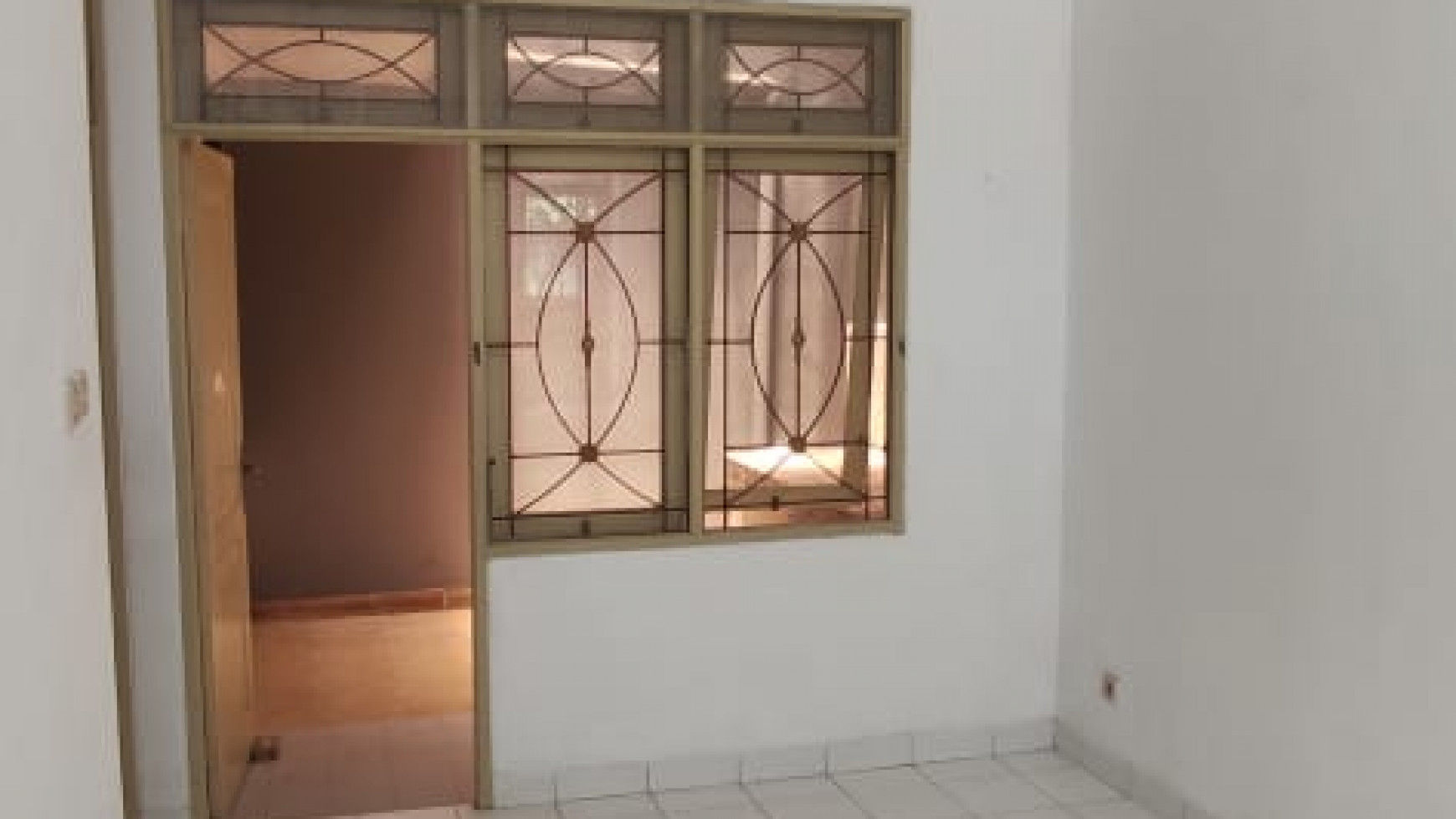 Rumah Sewa Apik  Murah 35 Juta Saja di Permata Bintarojaya Sektor 9