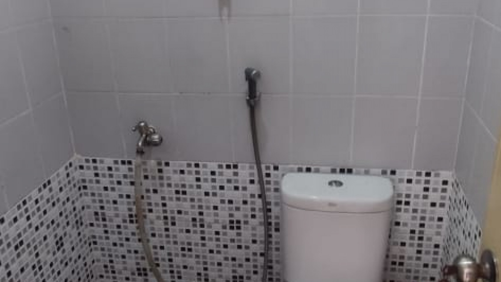 Rumah Sewa Apik  Murah 35 Juta Saja di Permata Bintarojaya Sektor 9