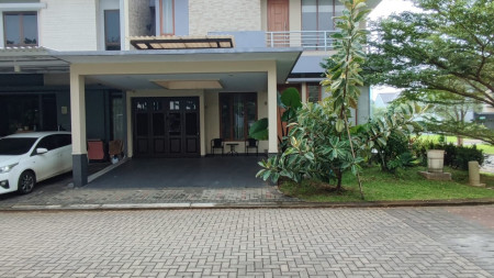 Istimewa. Rumah Bagus Cluster Precia The Eminent, BSD