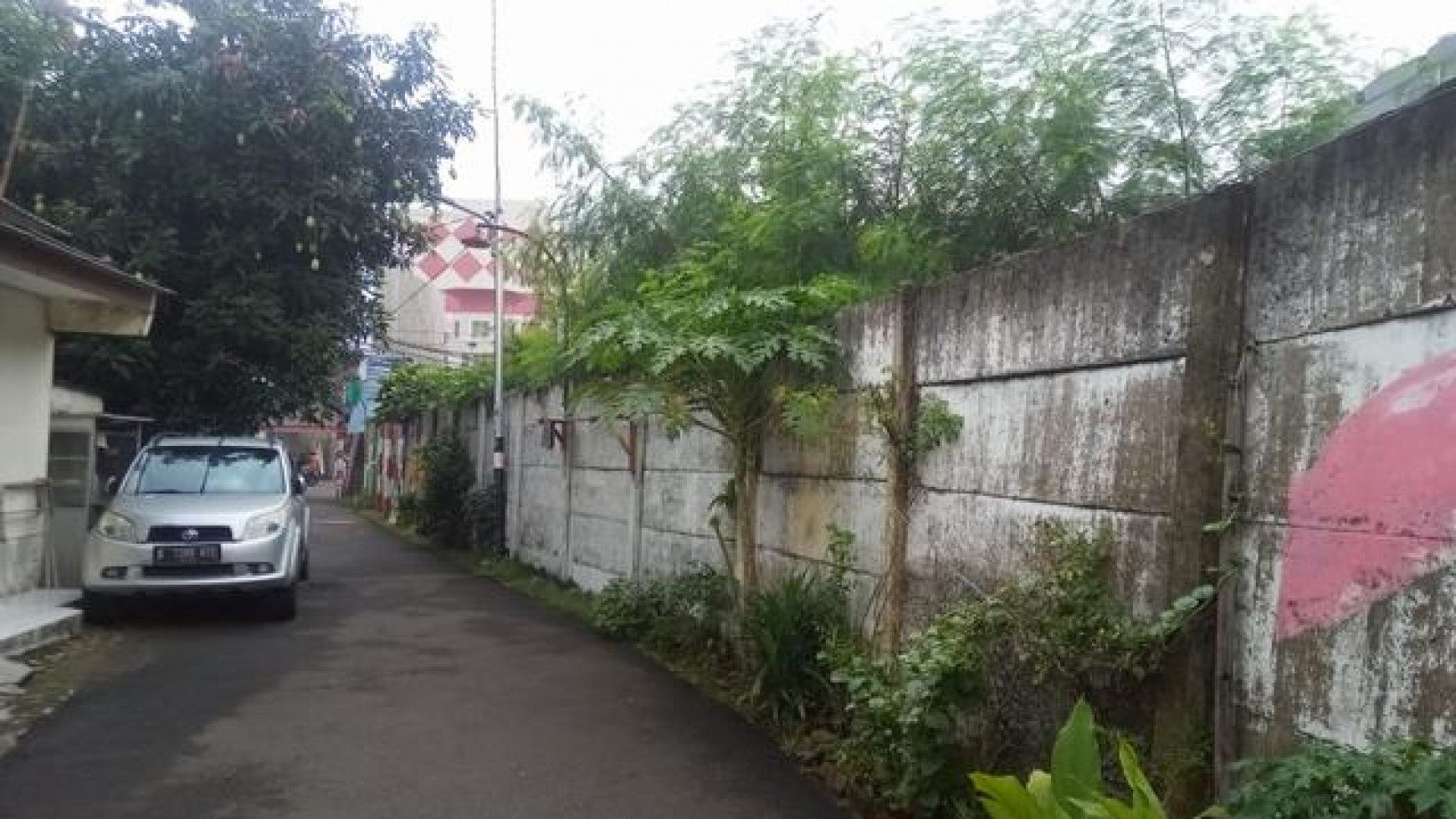 dijual tanah kavling di serpong pondok jagung sangat strategis, pinggir jalan raya, lokasi persis depan mall wtc matahari