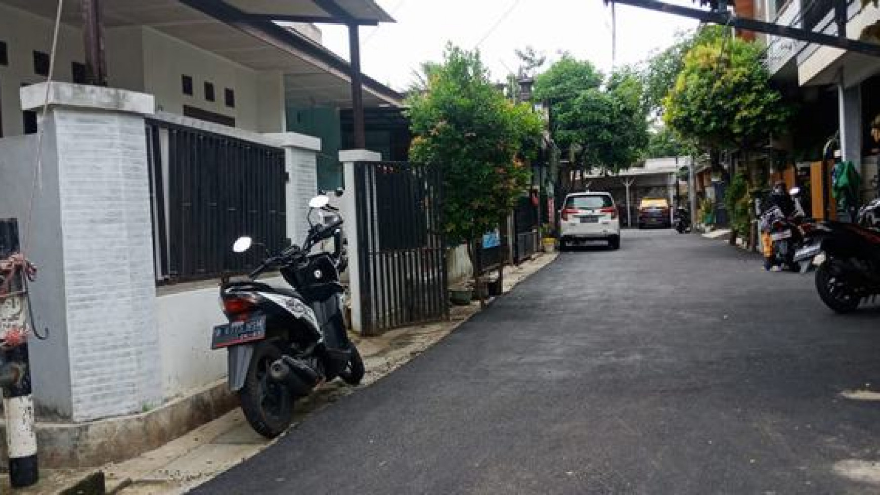 dijual rumah di Pamulang Griya Indah 1, strategis, murah, siap huni