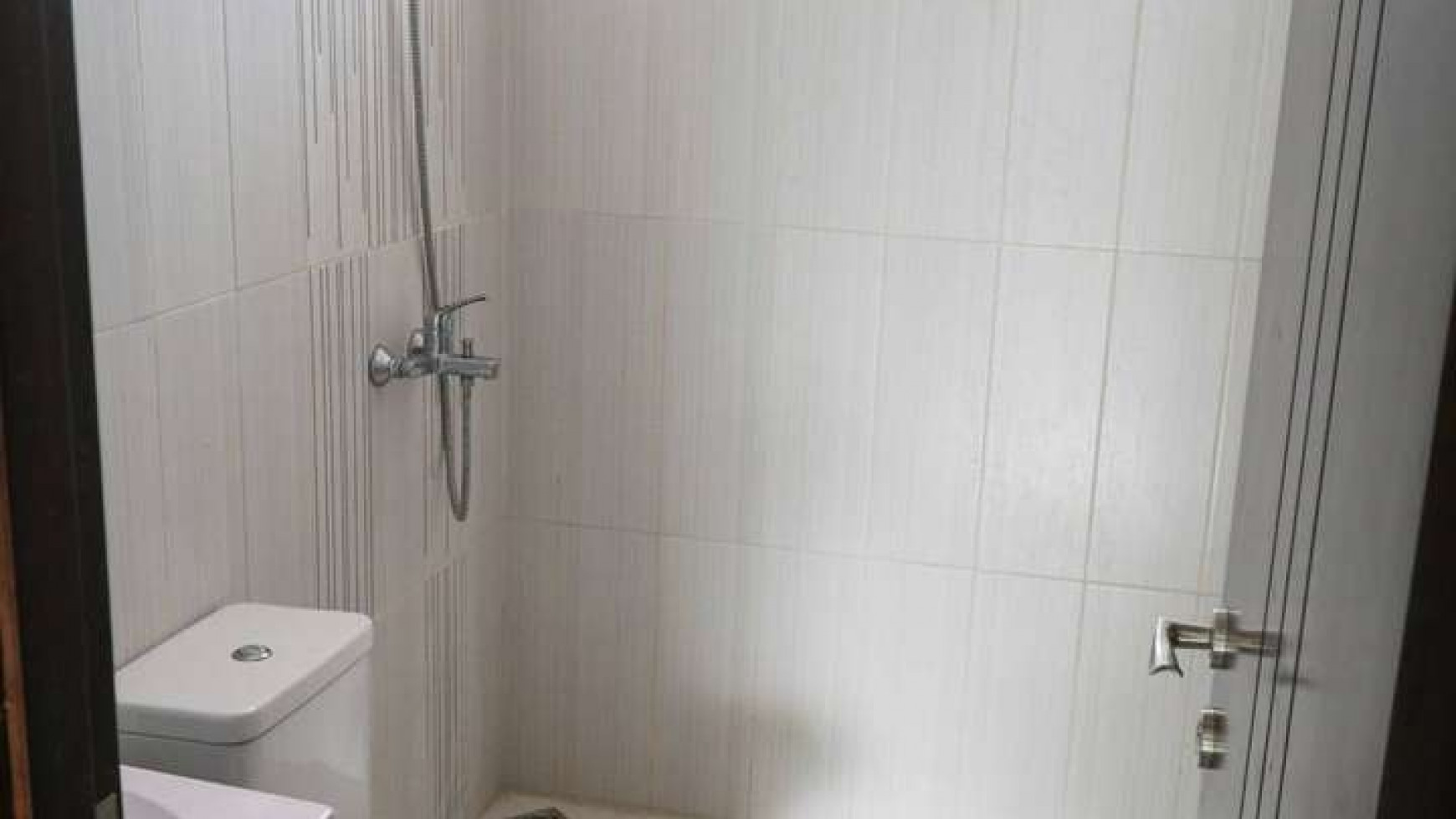 Hot Properti. Rumah Bagus Cluster Ingenia The Eminent, Bsd