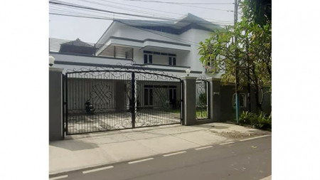 Rumah Hoek  Kayu Putih Tengah, Pulo Gadung, Luas 24x30m2