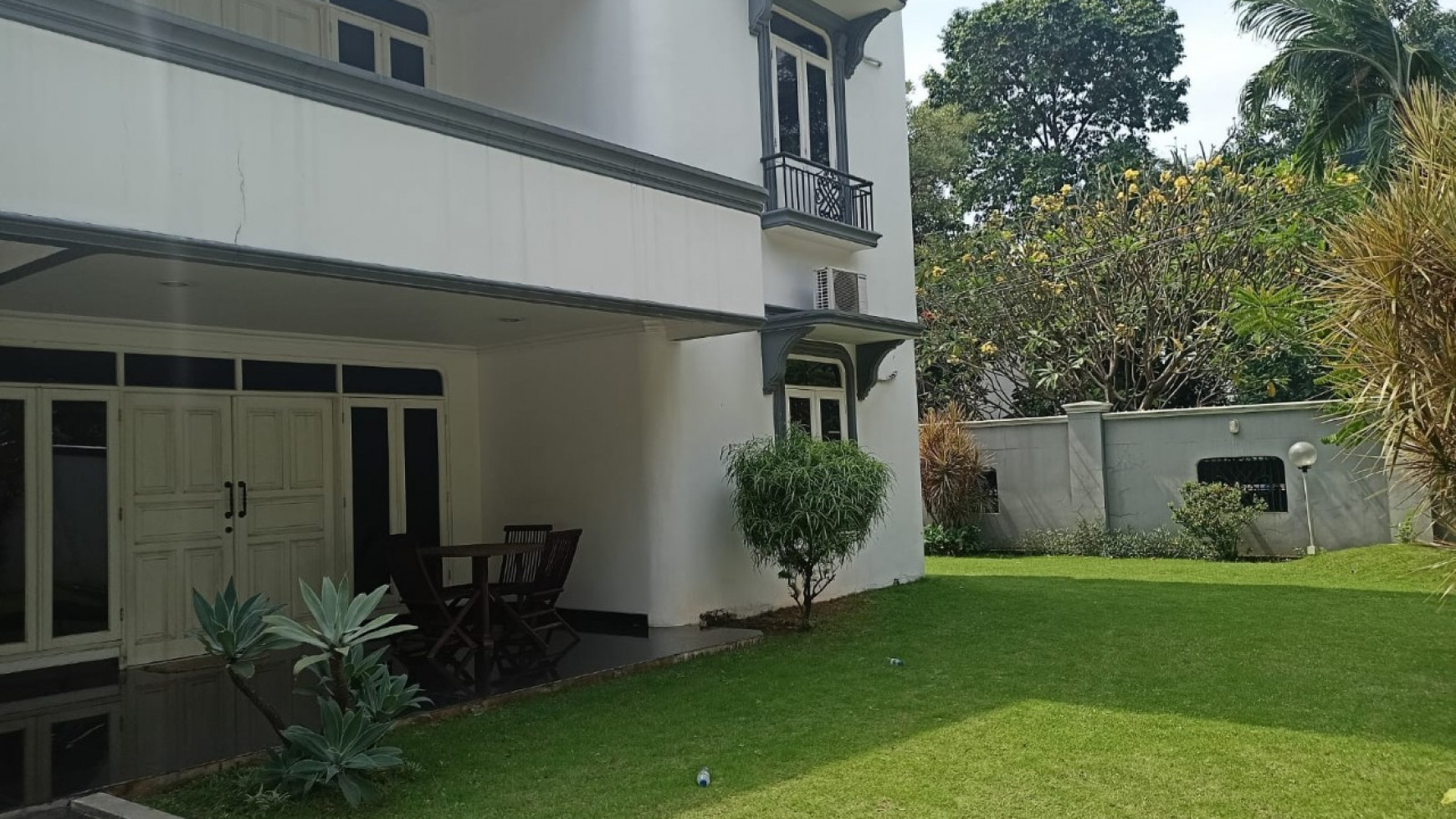 Rumah Hoek  Kayu Putih Tengah, Pulo Gadung, Luas 24x30m2