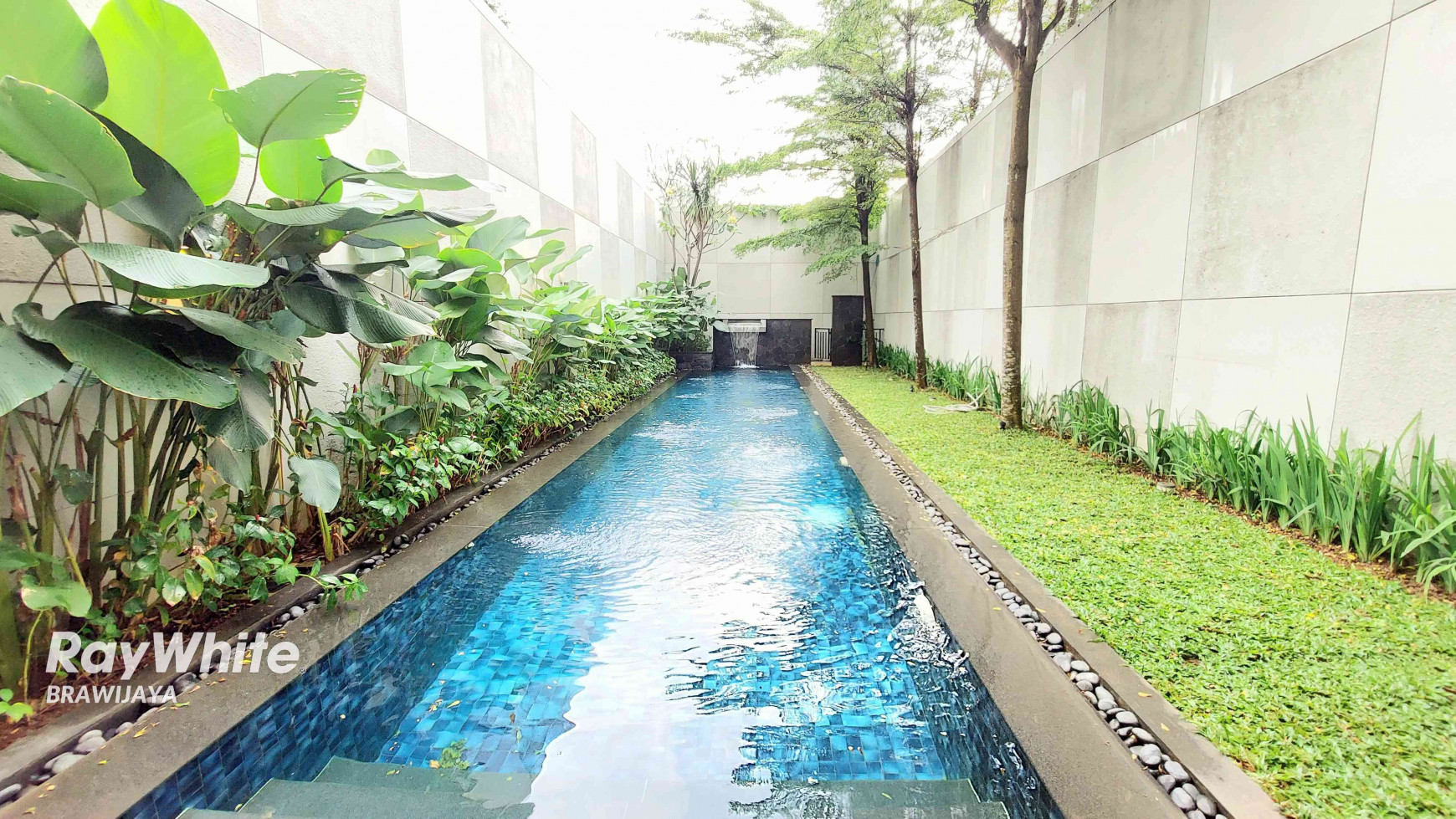 DISEWAKAN MODERN HOME DESIGN DI CILANDAK, PRIVATE POOL, SIAP HUNI, DEKAT MRT CIPETE RAYA