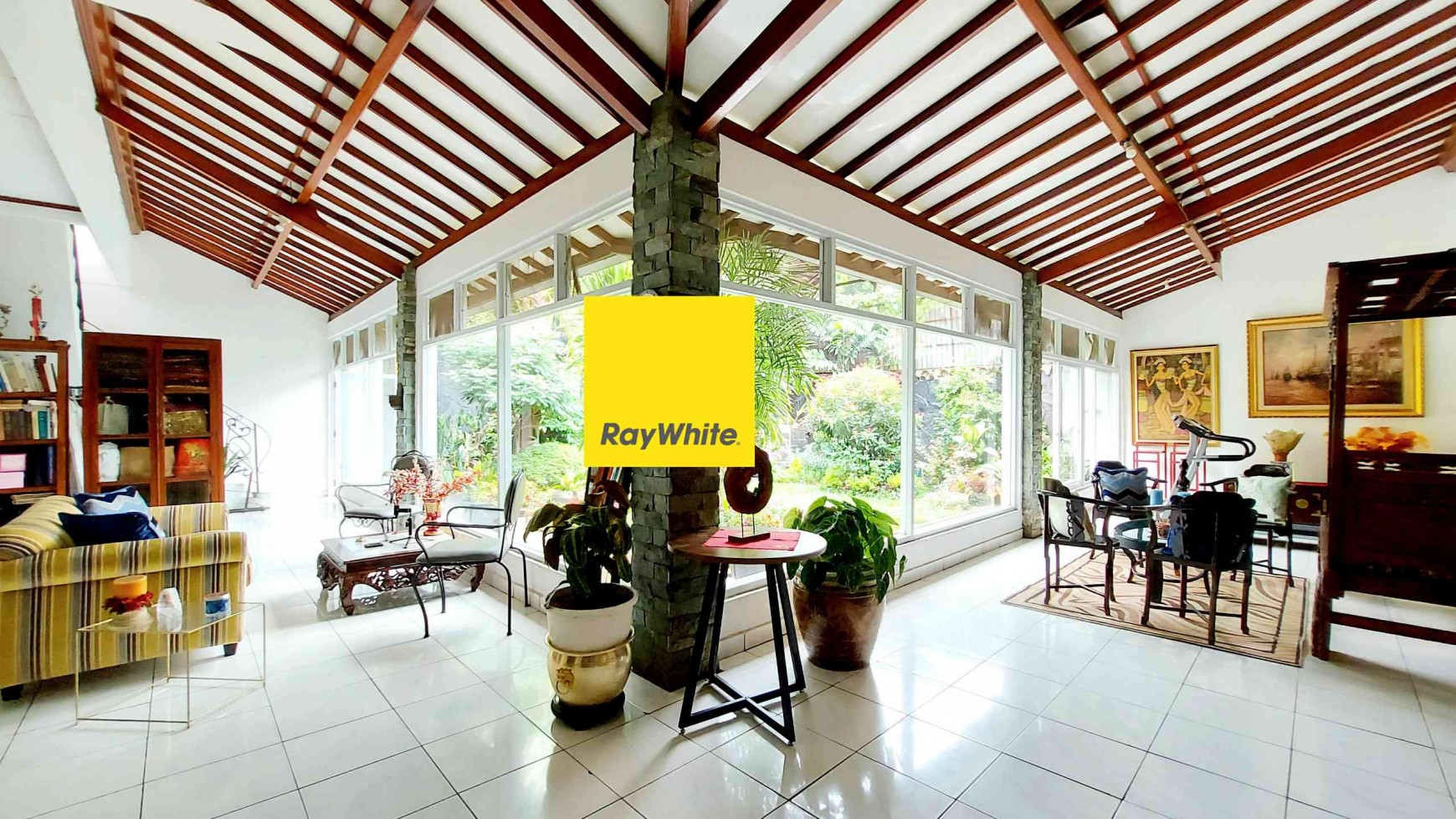 RUMAH DI HANG JEBAT, KEBAYORAN BARU, LAYAK HUNI, HADAP TIMUR, AKSES 2 MOBIL, SHM