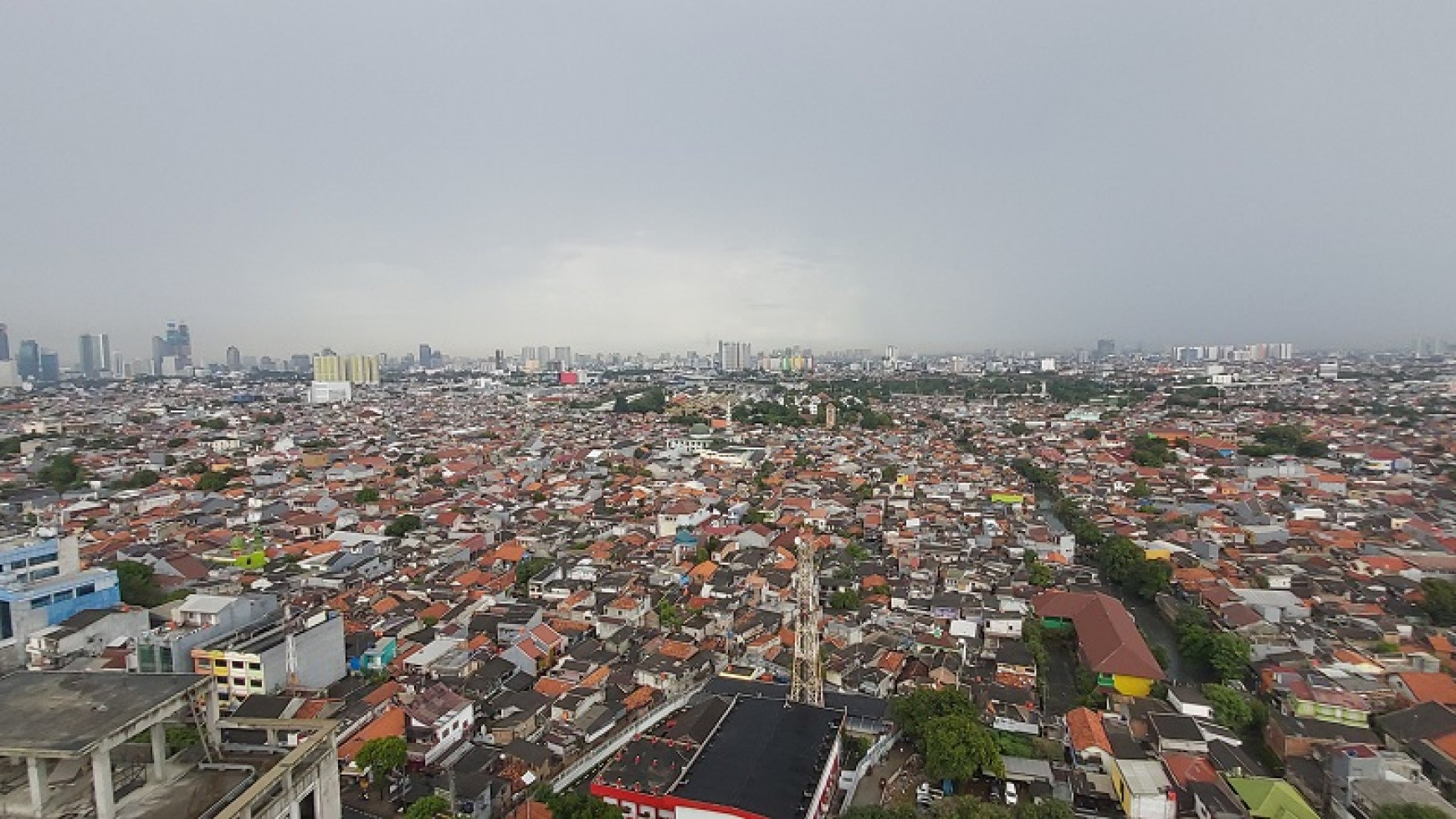 Dijual Cepat Penthouse di Cervino Village Apartement, Tebet, Unit Pojokan, dijual di bawah harga NJOP