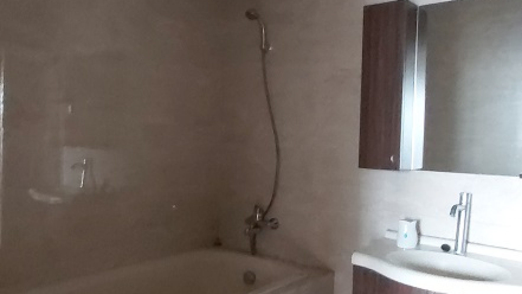 Dijual Cepat Penthouse di Cervino Village Apartement, Tebet, Unit Pojokan, dijual di bawah harga NJOP