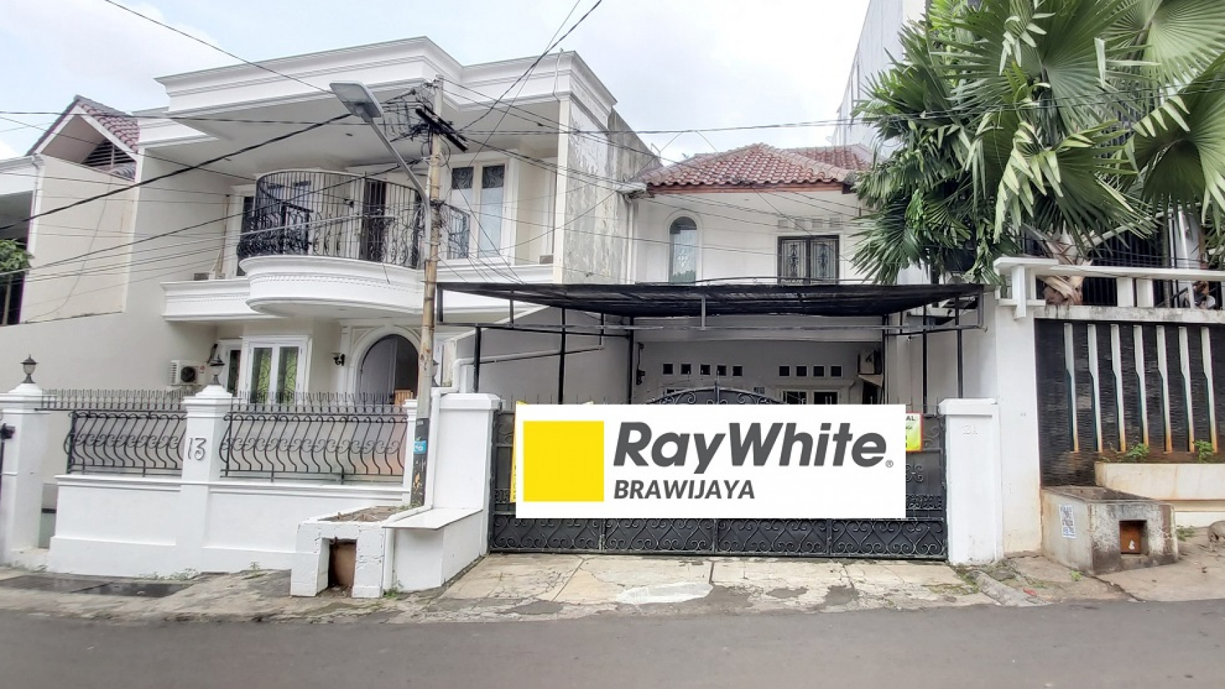 Rumah di Tebet Barat Dalam, Jakarta Selatan, Layak Huni, Akses 3 mobil, SHM