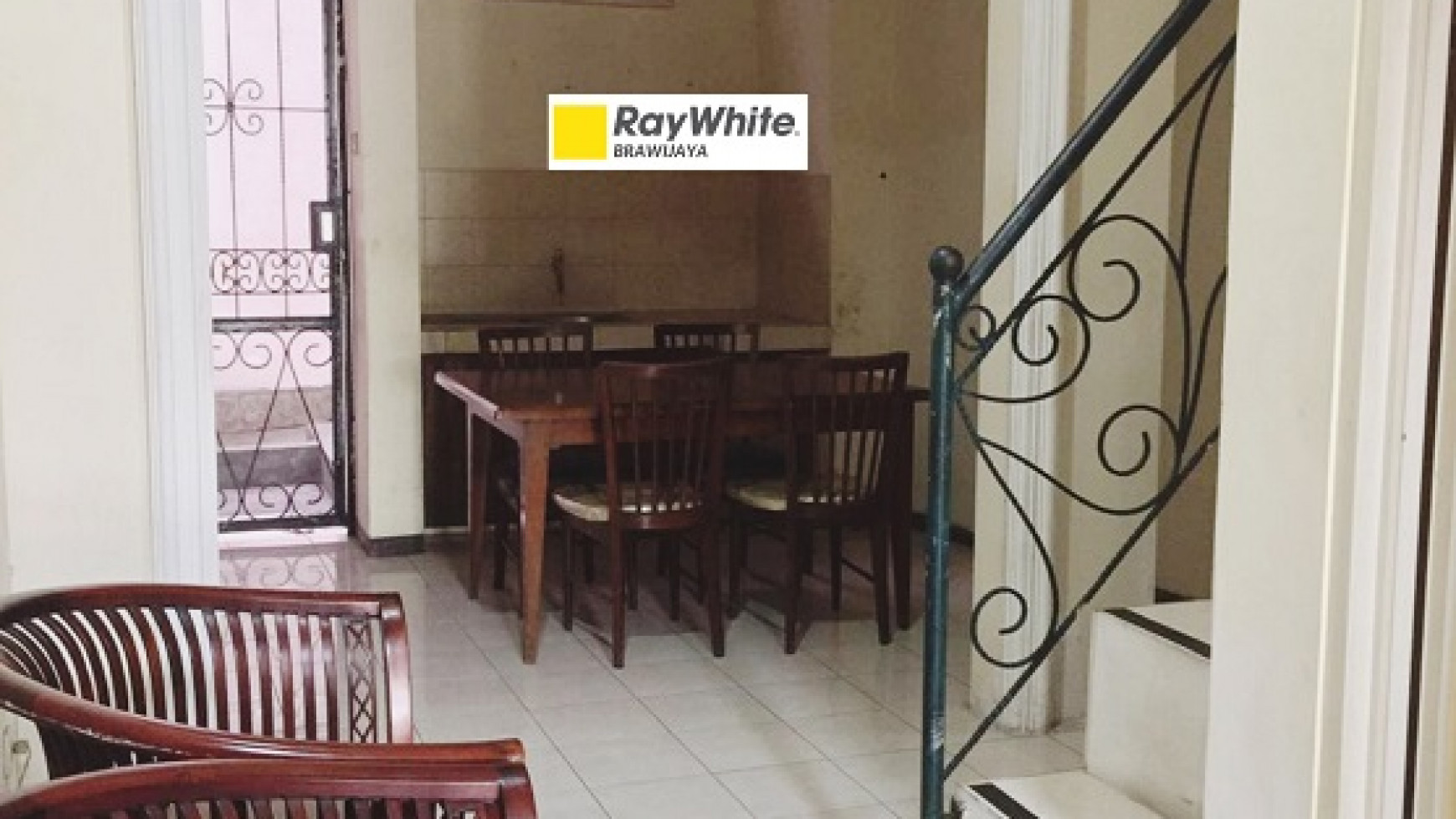 Rumah di Tebet Barat Dalam, Jakarta Selatan, Layak Huni, Akses 3 mobil, SHM