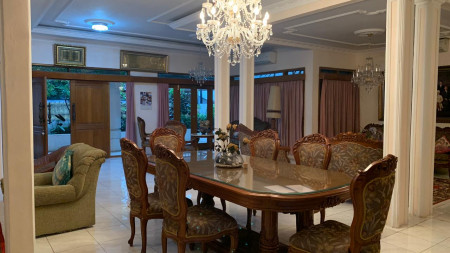 For sale  rumah siap huni terawat area Panglima Polim kebayoran baru