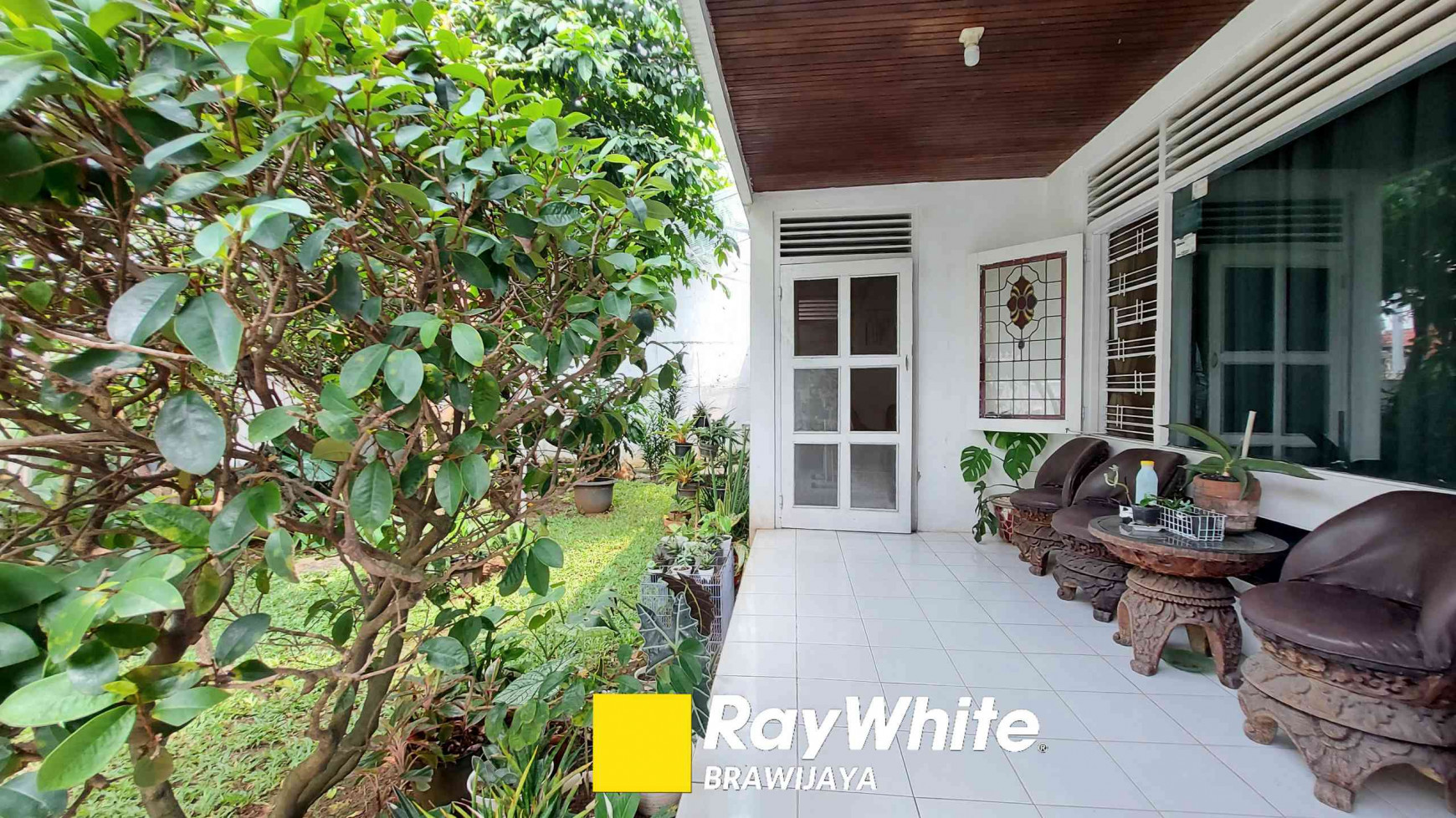 RUMAH DI MALABAR, SETIABUDI, JAKARTA SELATAN, LAYAK HUNI, DI HOOK, BEBAS BANJIR