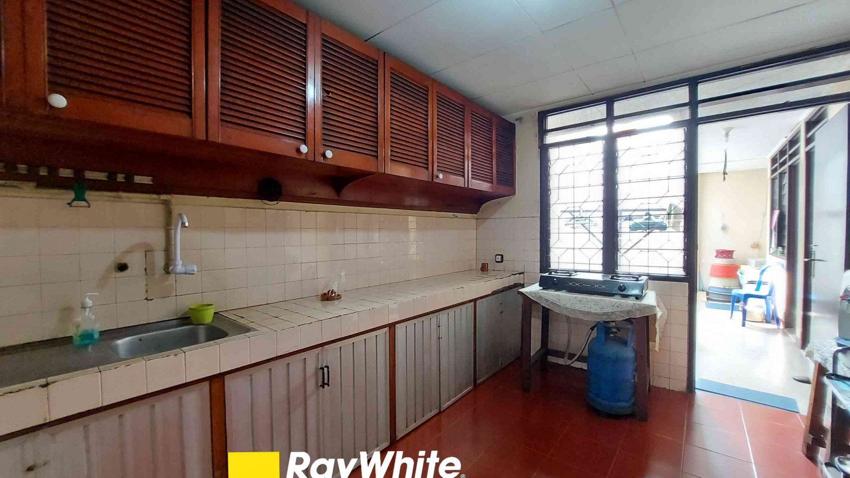 RUMAH DI PEJATEN, DALAM KOMPLEKS, RUMAH 1 LANTAI, LAYAK HUNI, BEBAS BANJIR